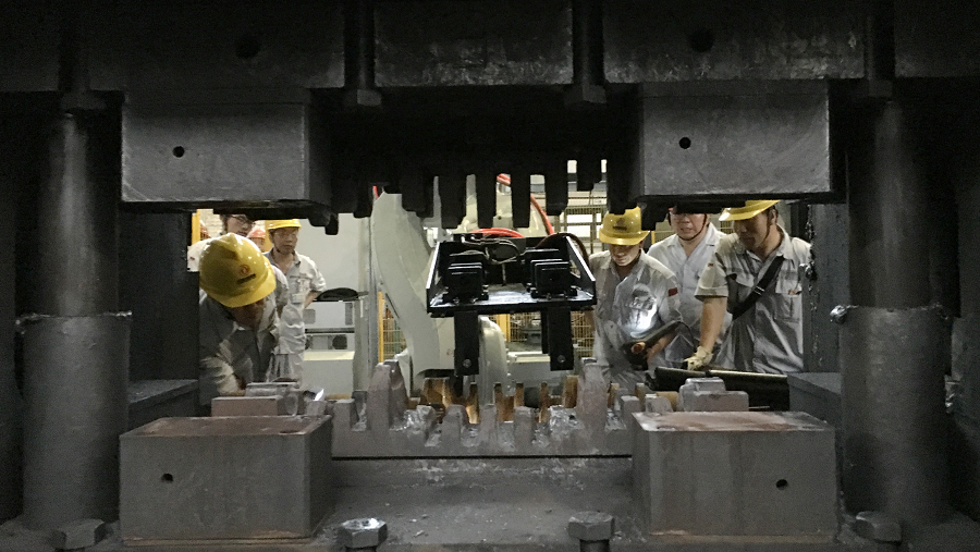 C:\Users\liangxq\Desktop\機器人夾鉗狀態確認.jpg C:\Users\liangxq\Desktop\機器人夾鉗狀態確認.jpg