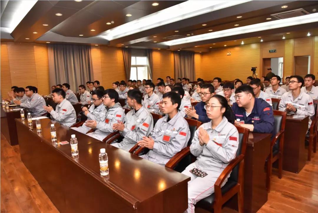 會場2.jpg 會場2.jpg